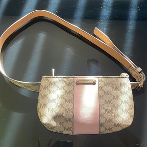 New Michael Kors belt bag